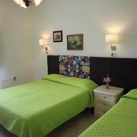 Agriturismo Zio Cristoforo * 카살벨리노