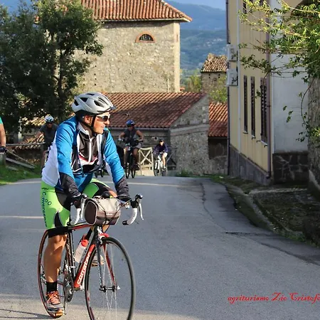 Alloggio per agriturismo Zio Cristoforo *
